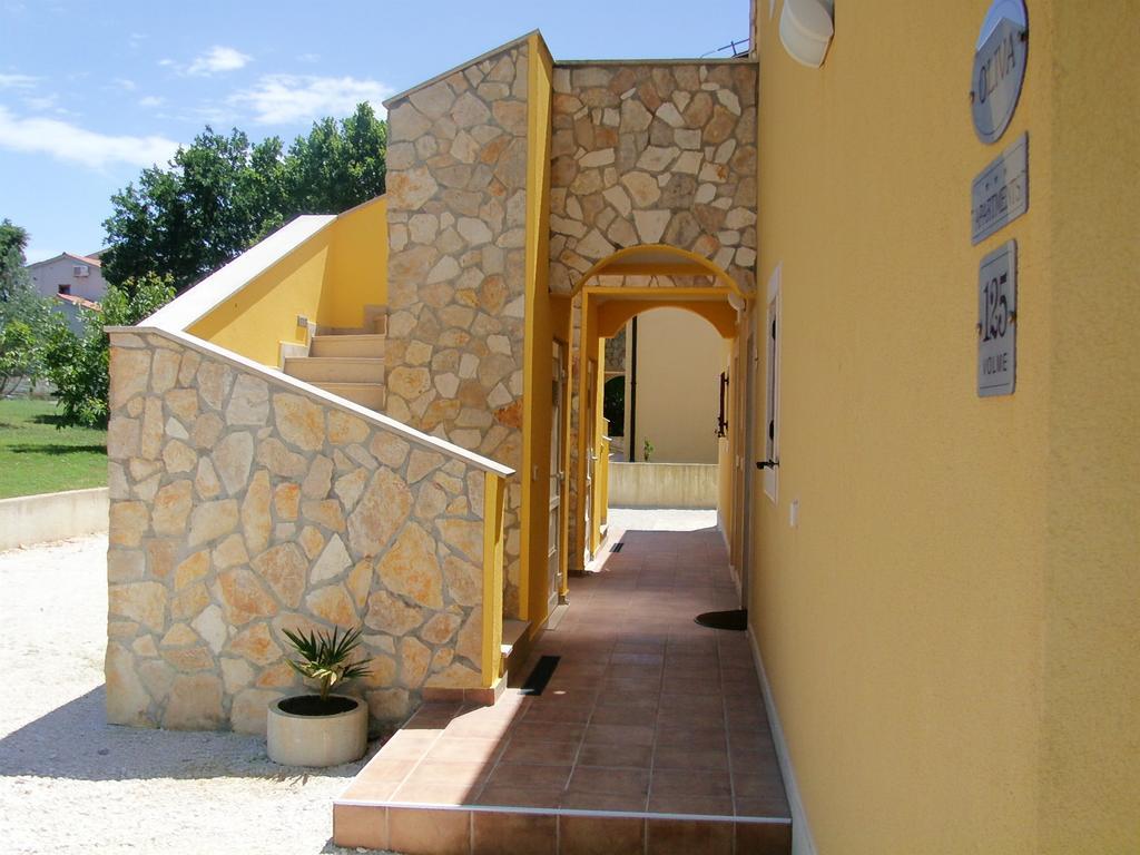 Oliva Holiday Apartment Банджоле Экстерьер фото