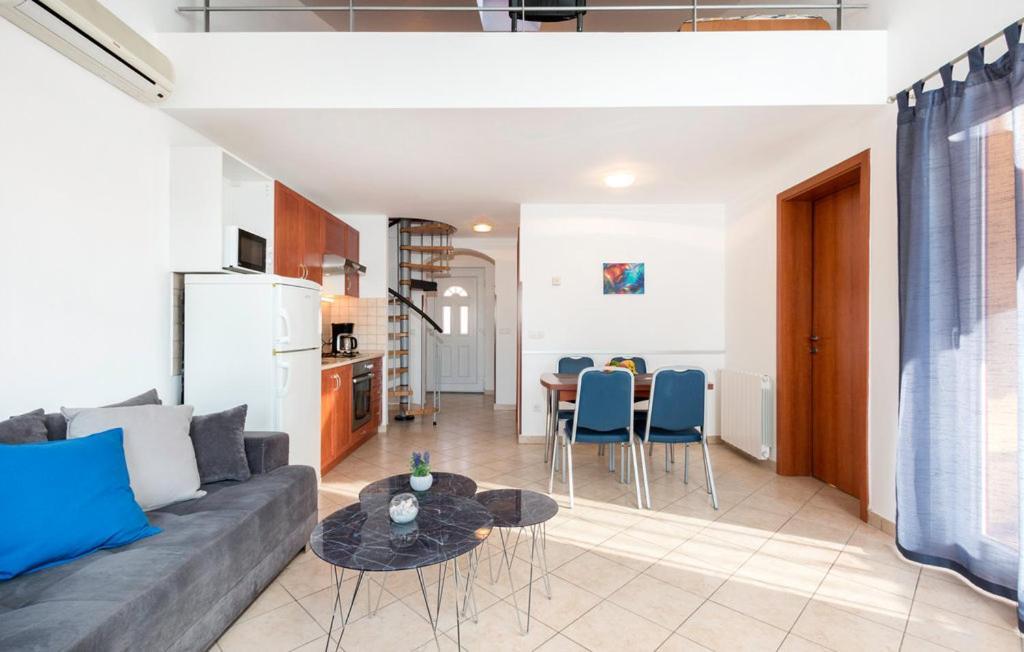 Oliva Holiday Apartment Банджоле Экстерьер фото